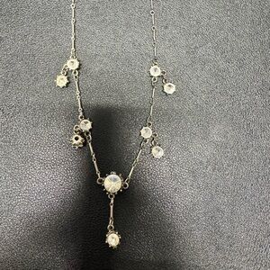 Elegant Silver Necklace with Crystal Accents